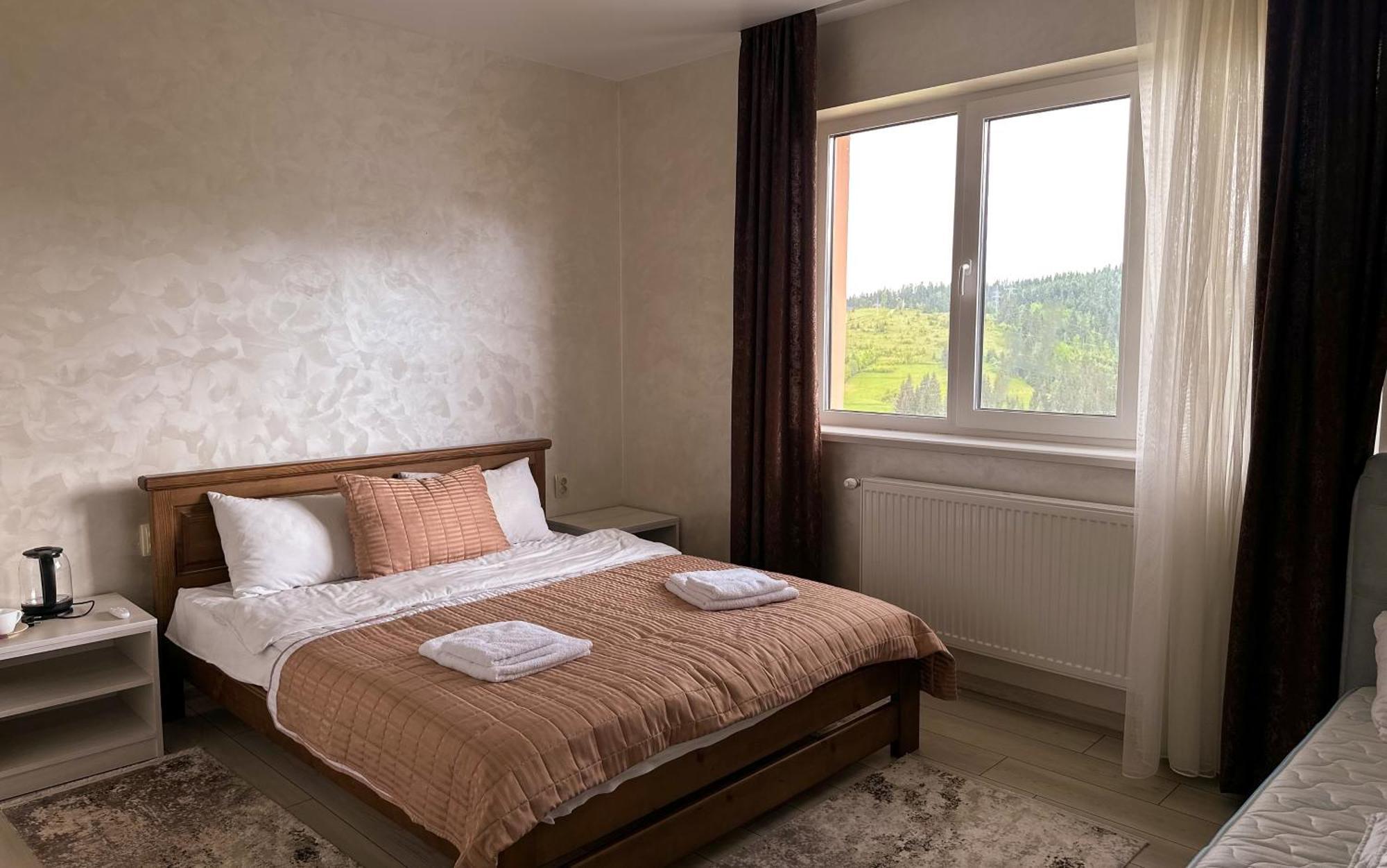 Шепіт Лісу Hotel Bukovel Eksteriør billede