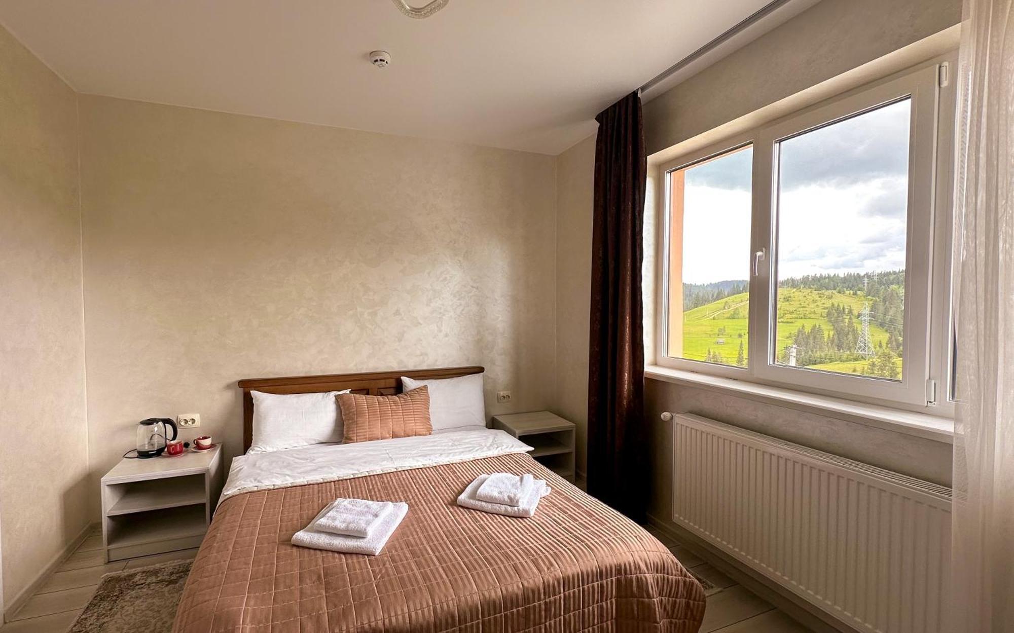 Шепіт Лісу Hotel Bukovel Eksteriør billede